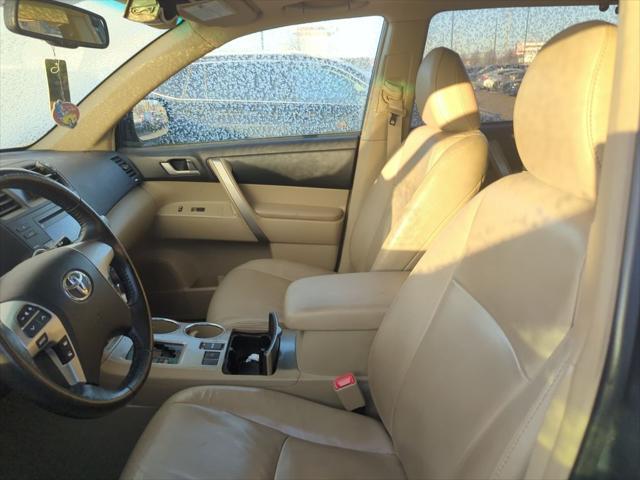 used 2012 Toyota Highlander car, priced at $9,995