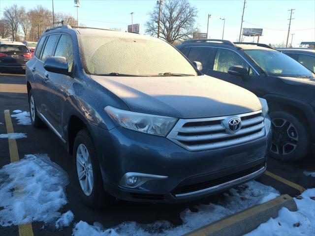 used 2012 Toyota Highlander car, priced at $9,995