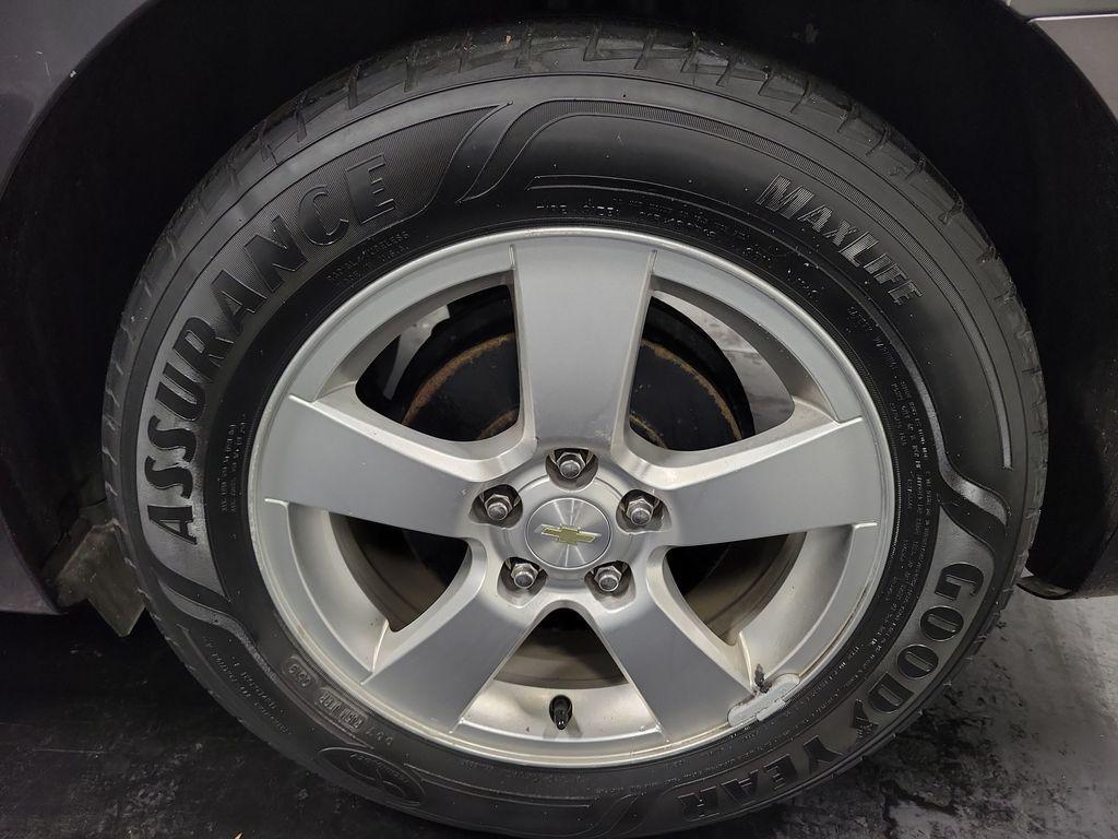 used 2014 Chevrolet Cruze car, priced at $5,995