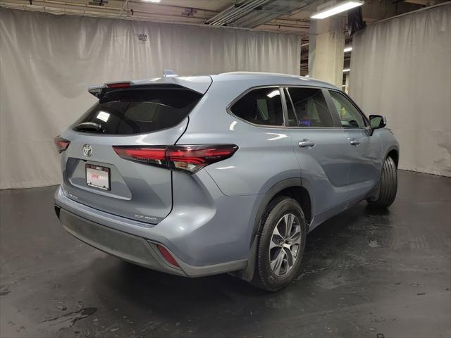 used 2024 Toyota Highlander car, priced at $37,995