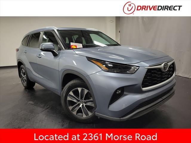 used 2024 Toyota Highlander car, priced at $37,995