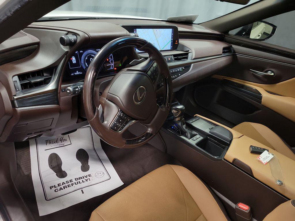 used 2019 Lexus ES 300h car, priced at $22,995