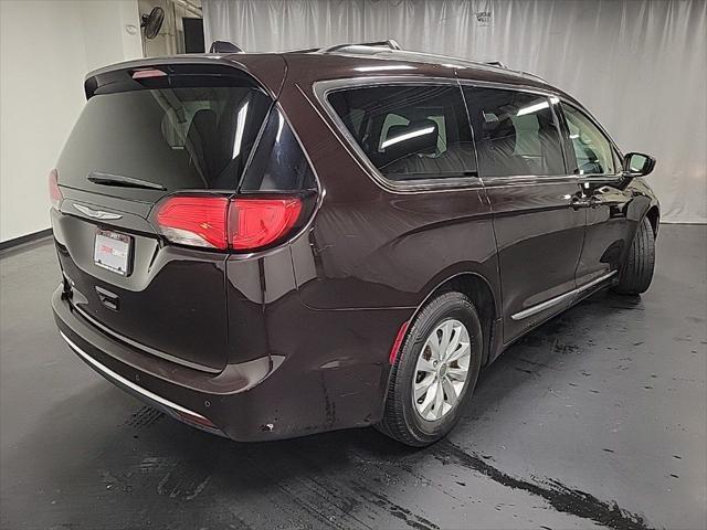 used 2017 Chrysler Pacifica car, priced at $14,500