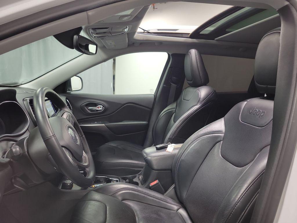 used 2019 Jeep Cherokee car, priced at $13,995