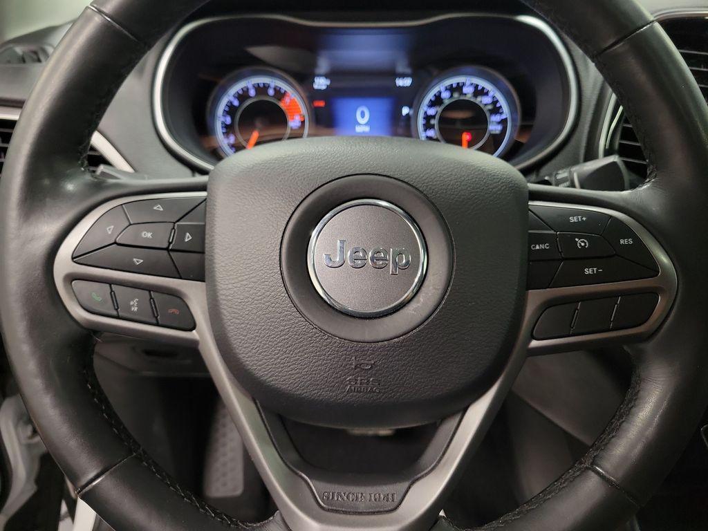 used 2019 Jeep Cherokee car, priced at $13,995