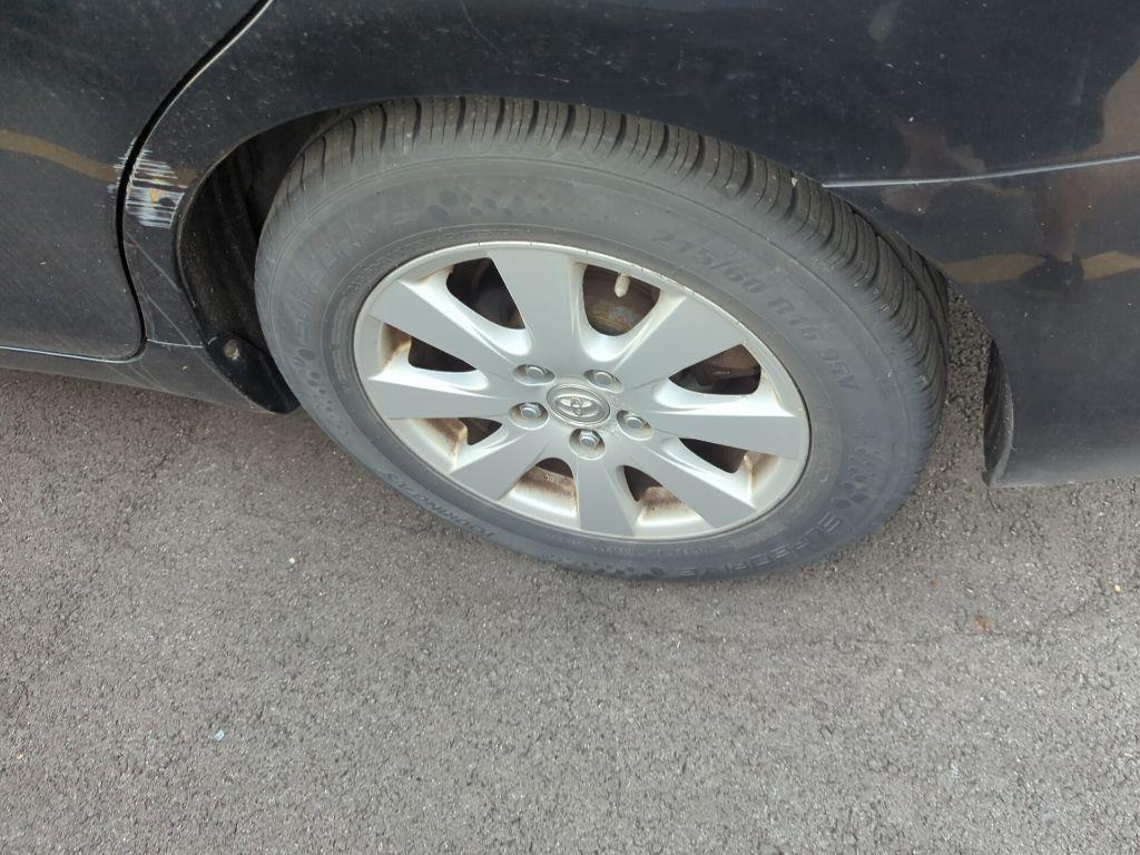 used 2007 Toyota Camry Hybrid car, priced at $5,995