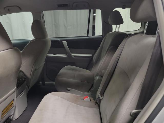 used 2013 Toyota Highlander car, priced at $12,995