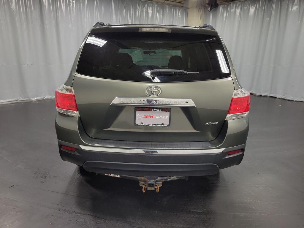 used 2013 Toyota Highlander car, priced at $11,995
