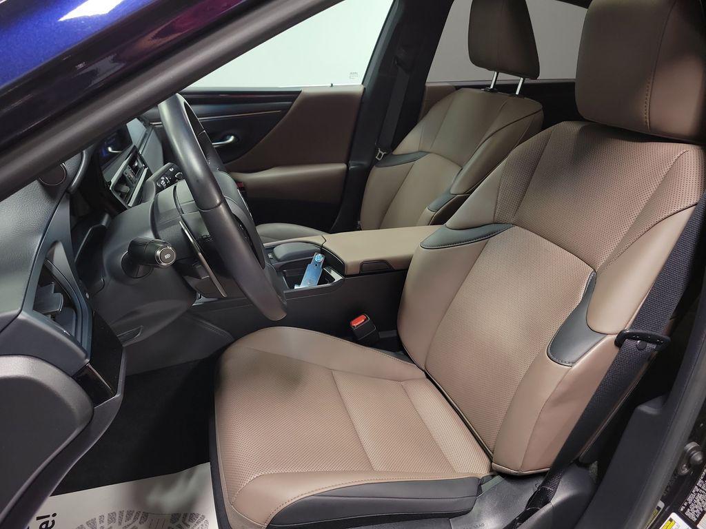 used 2022 Lexus ES 300h car, priced at $34,995
