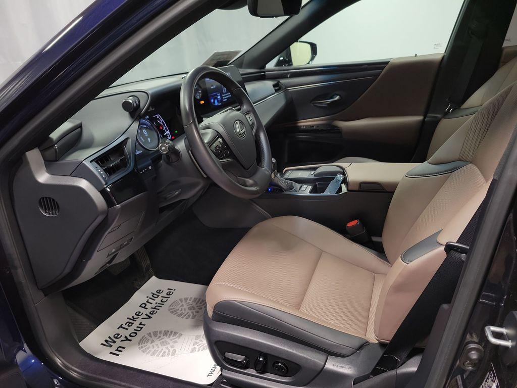used 2022 Lexus ES 300h car, priced at $34,995