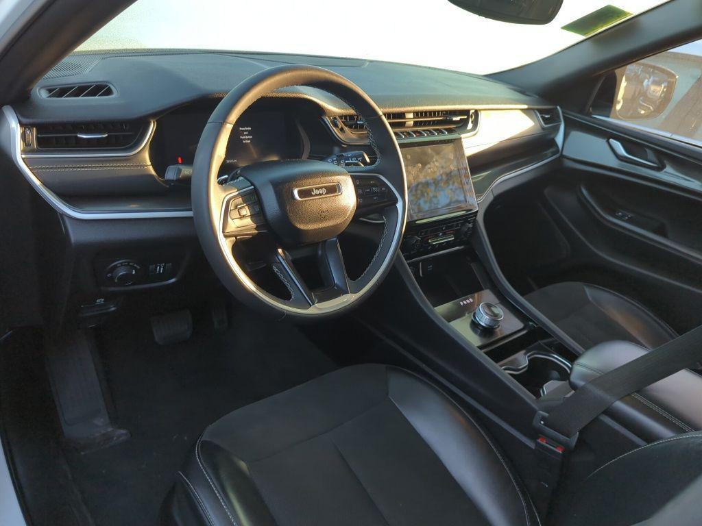 used 2023 Jeep Grand Cherokee L car, priced at $30,995