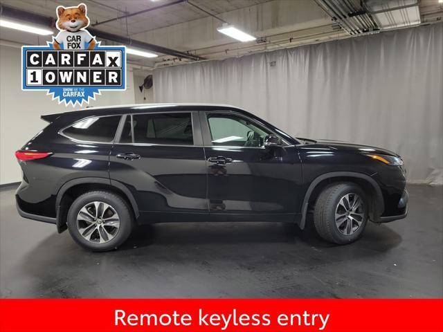 used 2023 Toyota Highlander car, priced at $38,995