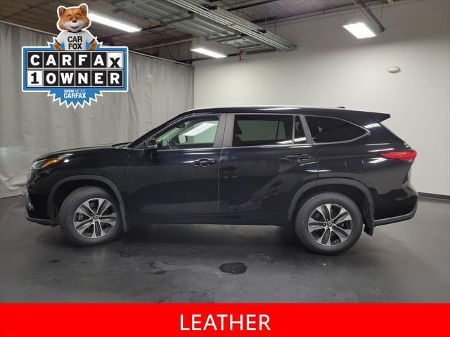 used 2023 Toyota Highlander car, priced at $38,995