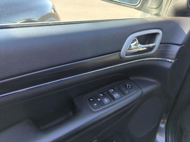 used 2020 Jeep Grand Cherokee car, priced at $23,995