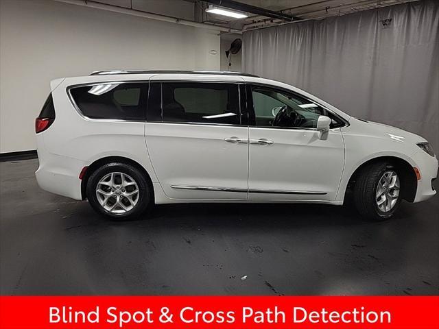 used 2018 Chrysler Pacifica car, priced at $16,995