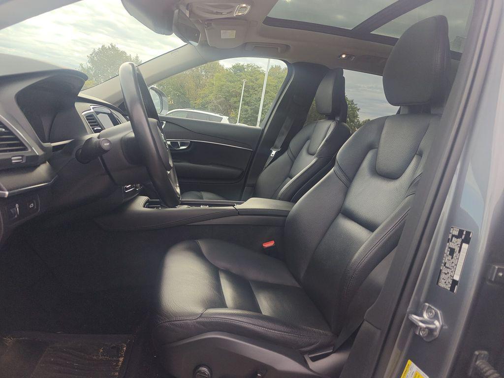 used 2020 Volvo XC90 car, priced at $19,995