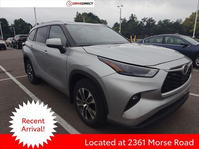 used 2022 Toyota Highlander car, priced at $35,995