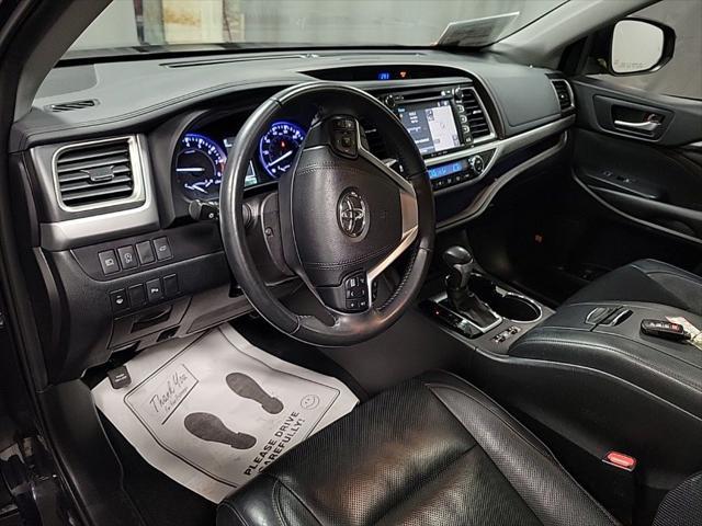 used 2019 Toyota Highlander car, priced at $27,995