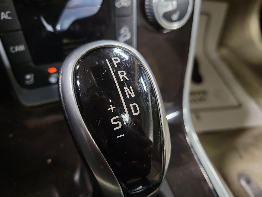 used 2016 Volvo XC70 car, priced at $12,500