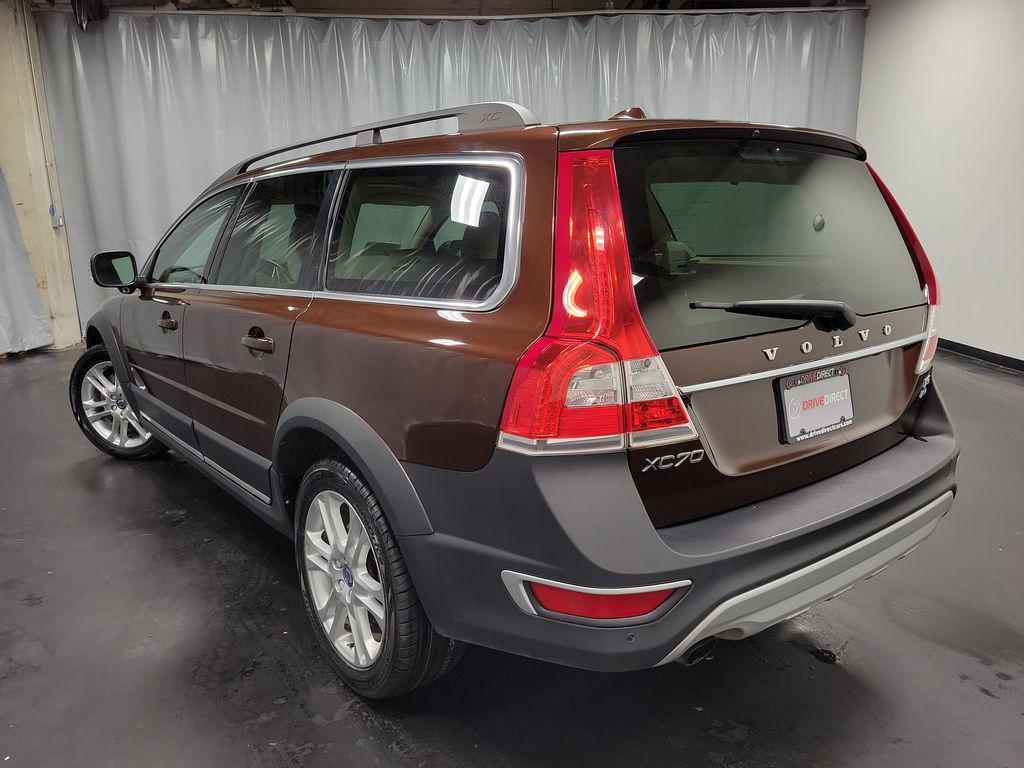 used 2016 Volvo XC70 car, priced at $12,500