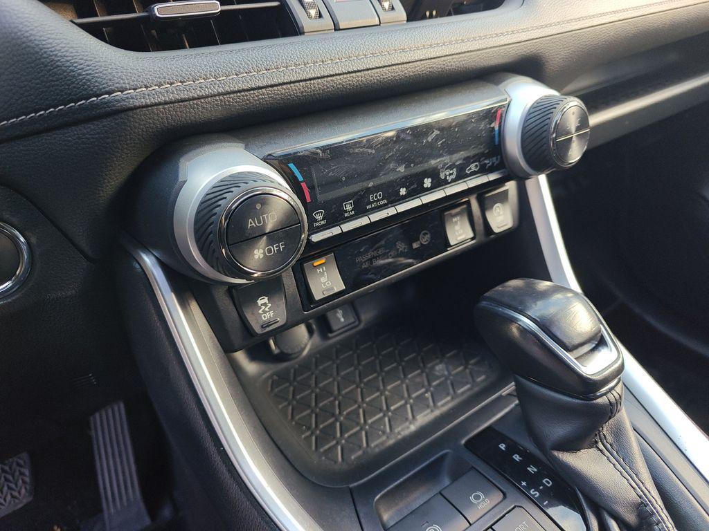 used 2021 Toyota RAV4 car, priced at $23,995