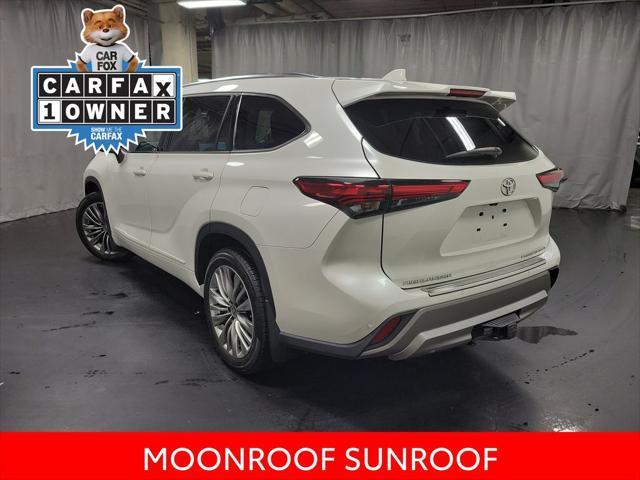 used 2021 Toyota Highlander car, priced at $34,994