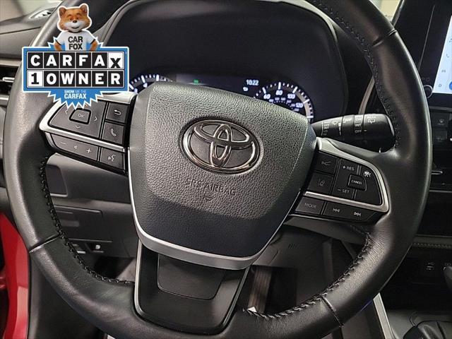 used 2023 Toyota Highlander car, priced at $31,995