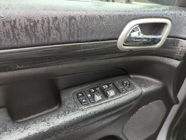 used 2021 Jeep Grand Cherokee car, priced at $17,995