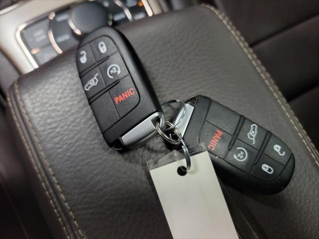 used 2016 Jeep Grand Cherokee car, priced at $17,995