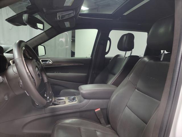 used 2016 Jeep Grand Cherokee car, priced at $17,995