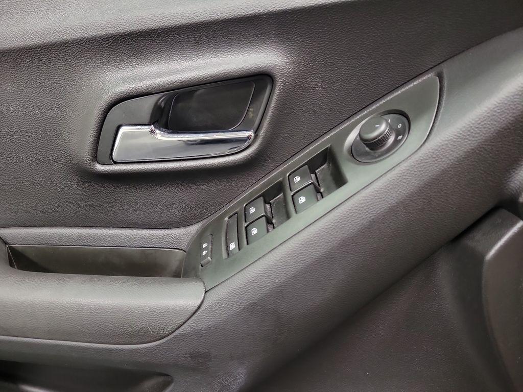 used 2020 Chevrolet Trax car, priced at $10,500