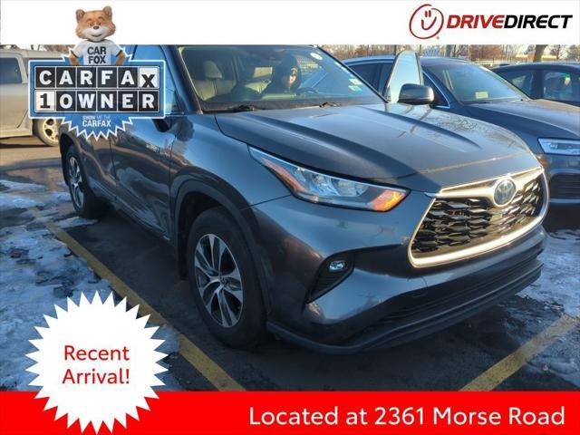 used 2020 Toyota Highlander Hybrid car, priced at $29,995