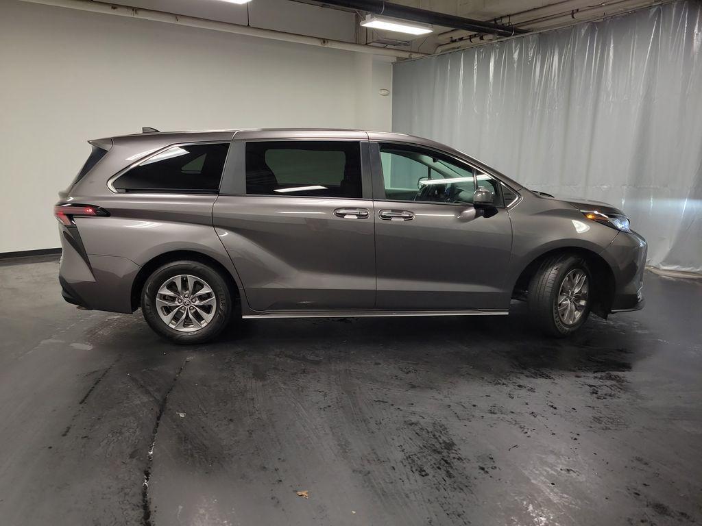 used 2023 Toyota Sienna car, priced at $30,995