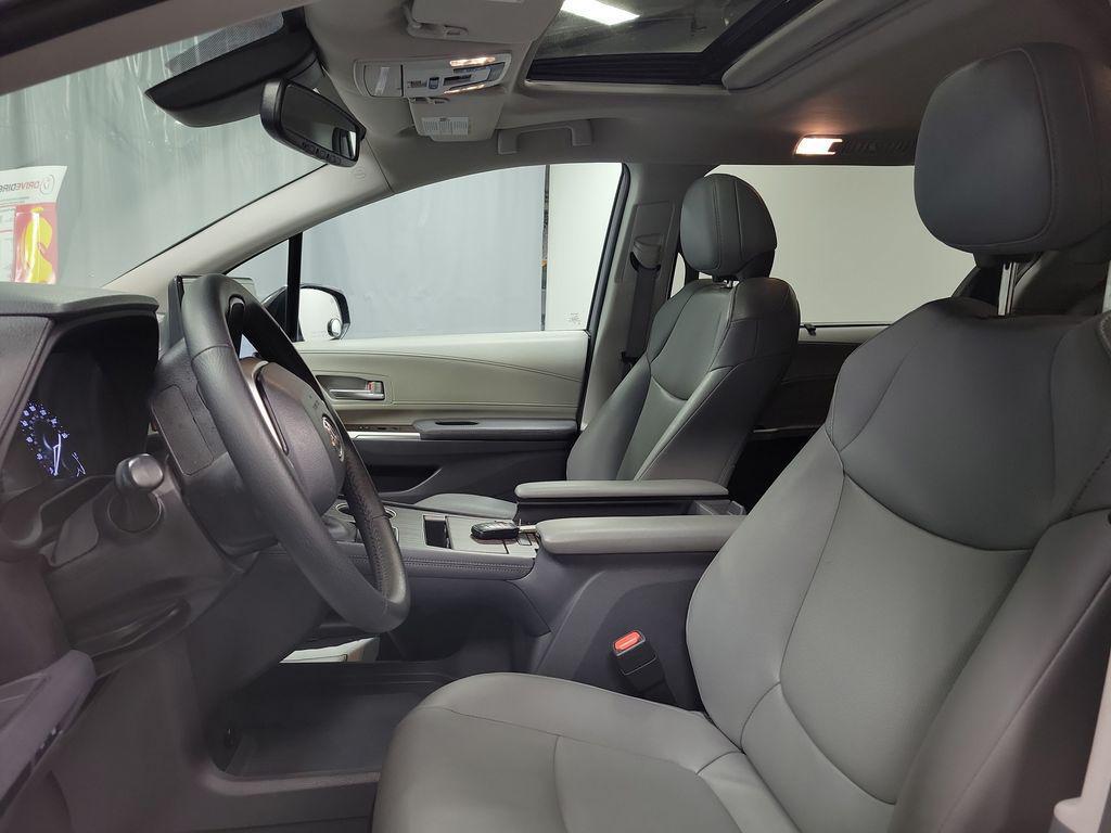 used 2023 Toyota Sienna car, priced at $30,995