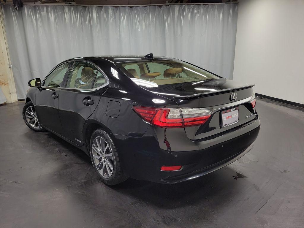 used 2016 Lexus ES 300h car, priced at $15,995