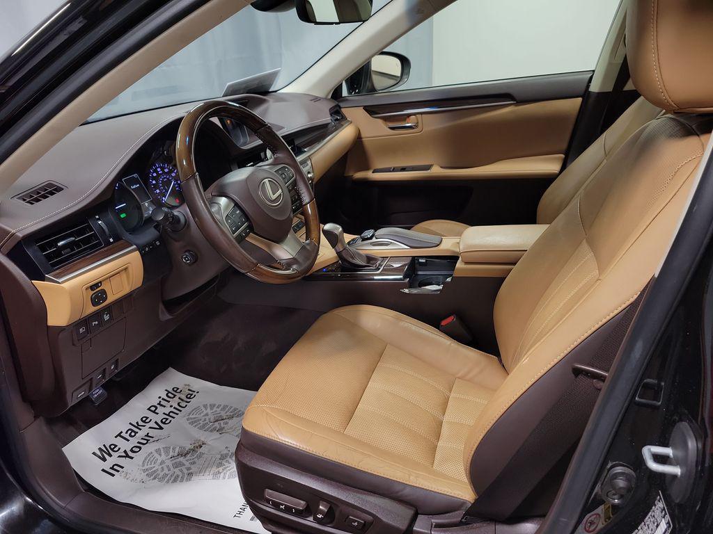 used 2016 Lexus ES 300h car, priced at $15,995