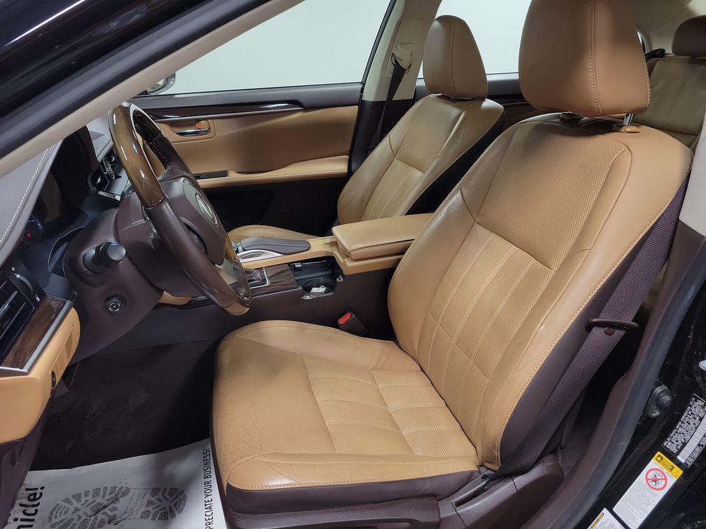 used 2016 Lexus ES 300h car, priced at $15,995