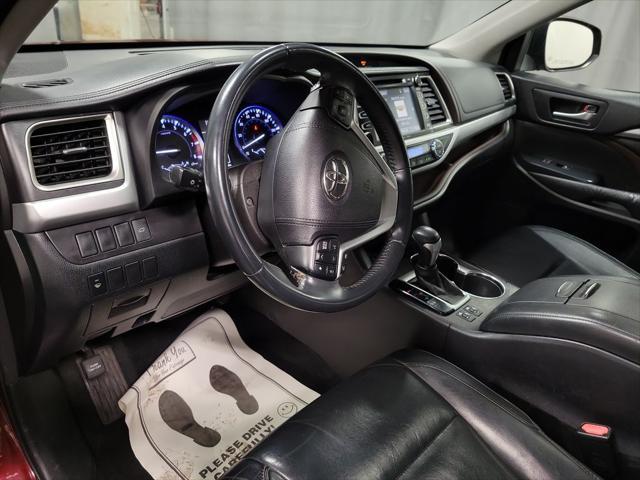 used 2016 Toyota Highlander car, priced at $21,995
