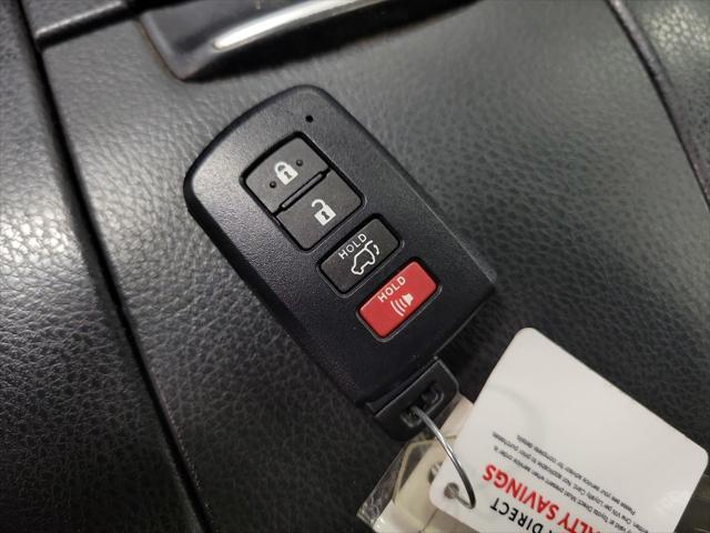 used 2016 Toyota Highlander car, priced at $21,995