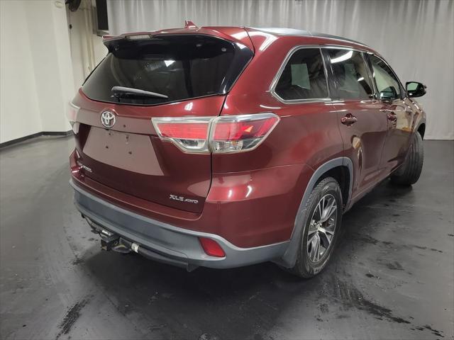 used 2016 Toyota Highlander car, priced at $21,995