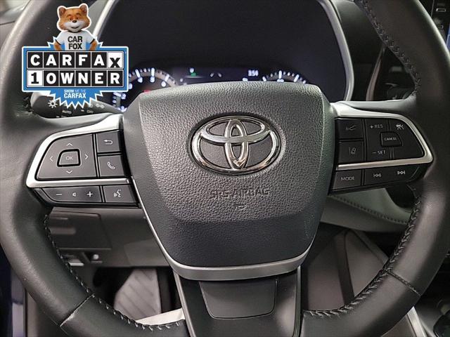 used 2022 Toyota Highlander car, priced at $33,995