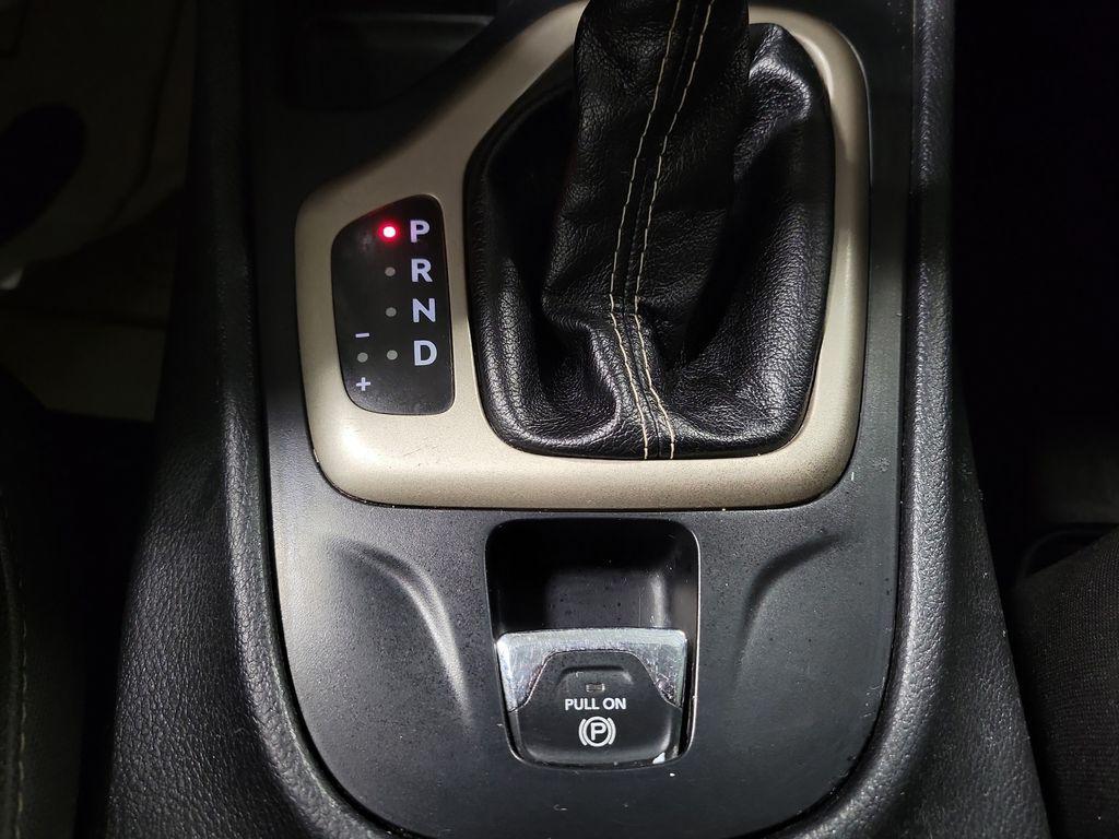 used 2018 Jeep Cherokee car, priced at $9,499