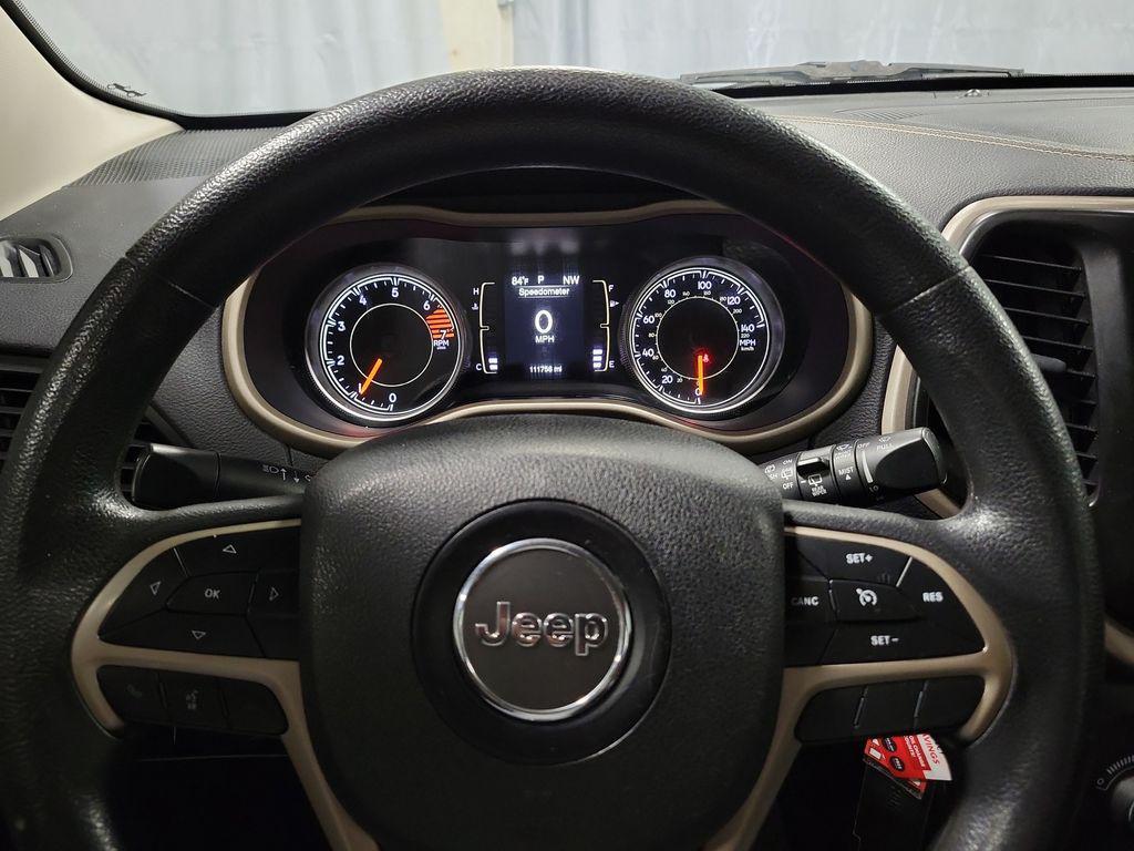 used 2018 Jeep Cherokee car, priced at $9,499
