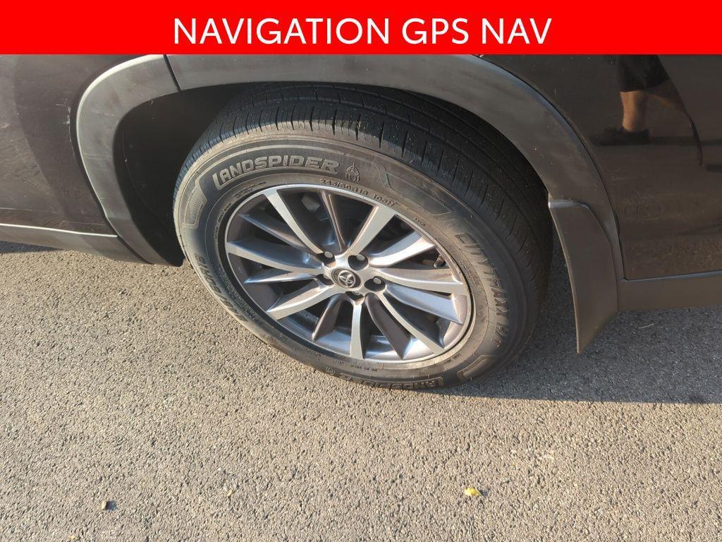 used 2019 Toyota Highlander car, priced at $19,995