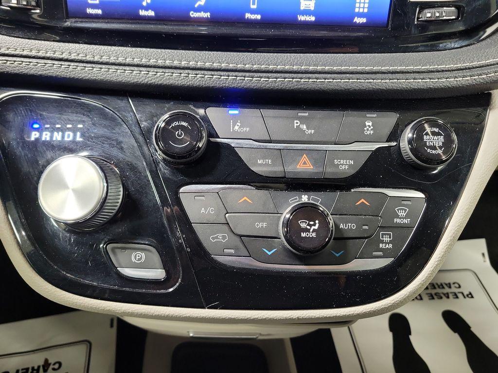 used 2022 Chrysler Pacifica Hybrid car, priced at $18,995