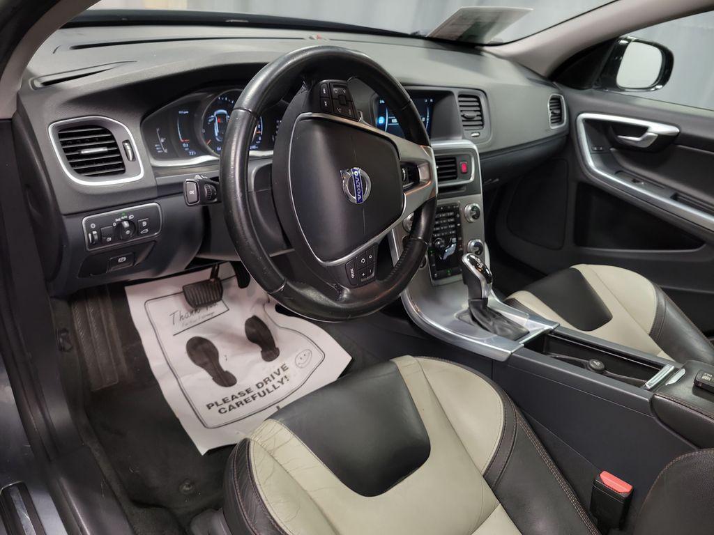 used 2017 Volvo V60 Cross Country car, priced at $9,995