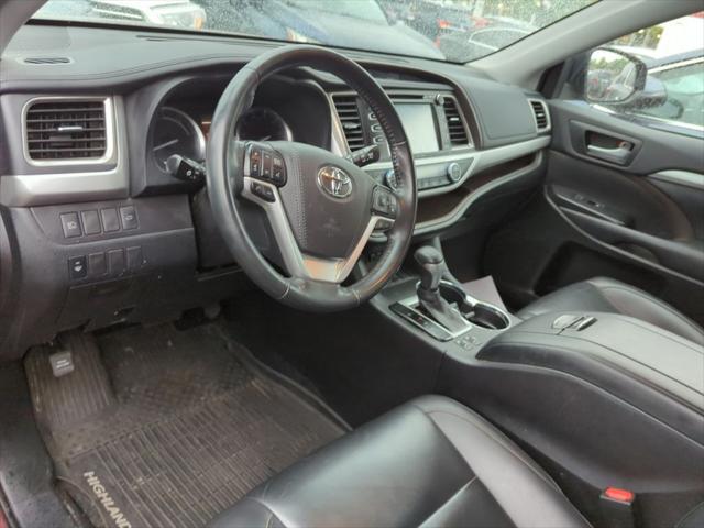 used 2019 Toyota Highlander Hybrid car, priced at $24,995