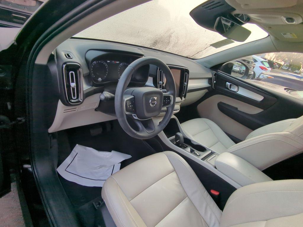 used 2022 Volvo XC40 car, priced at $22,995