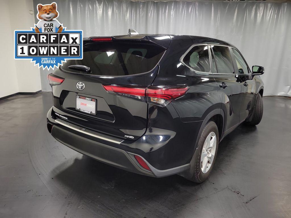 used 2023 Toyota Highlander car, priced at $31,995