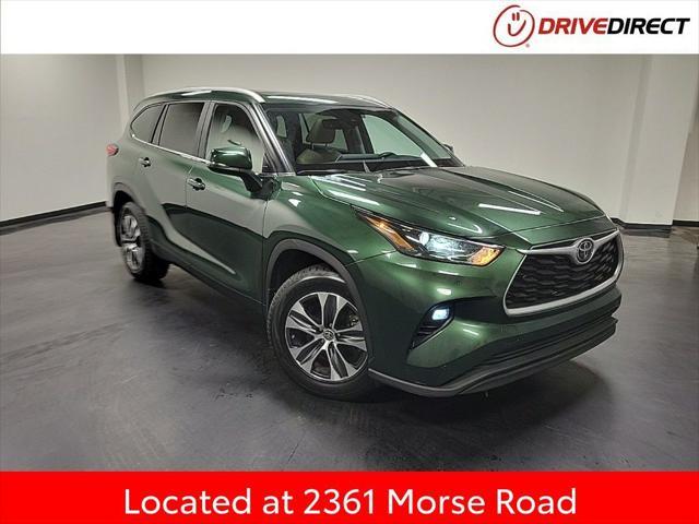 used 2023 Toyota Highlander car, priced at $35,995